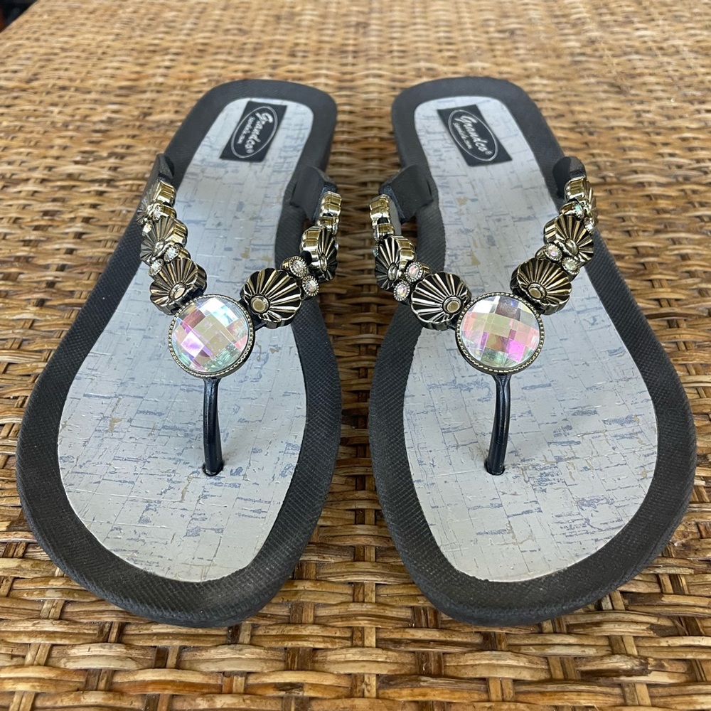 Grandco sandals